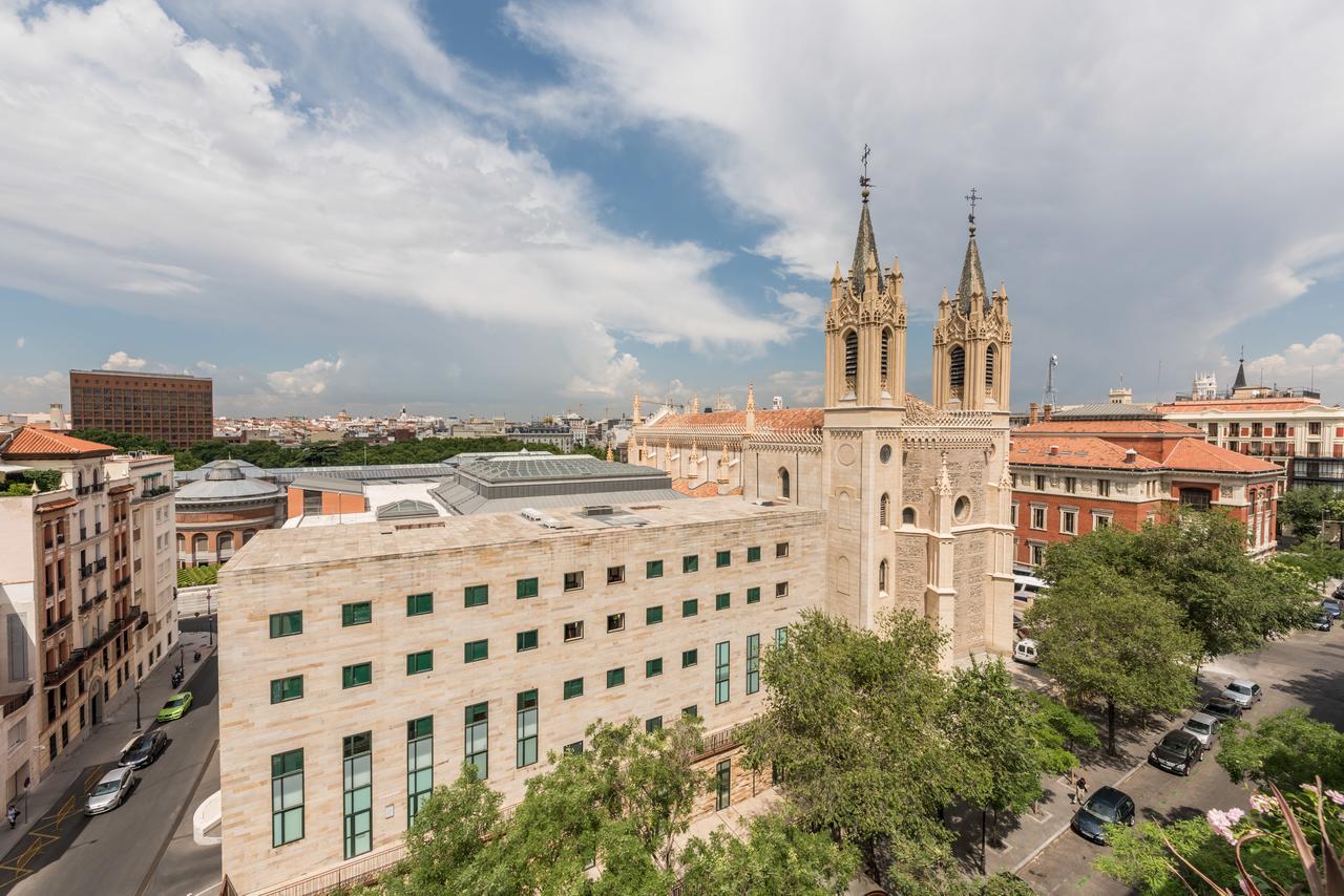 مدريد Los Jeronimos المظهر الخارجي الصورة